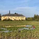 Zamek *