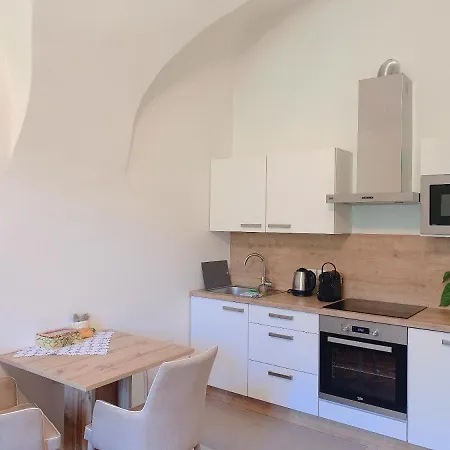 Zamek Apartment Ruda nad Moravou